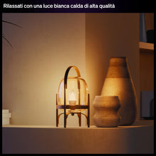 Carica l'immagine nel visualizzatore di Gallery, Philips Hue Smart B39, Lampadina LED smart E14 a candela, Confezione da 2