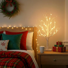 Carica l'immagine nel visualizzatore di Gallery, Set di 4 alberi di luci con 24 LED bianco caldo, betulla con funzione timer, funzionamento a batteria, decorazione natal
