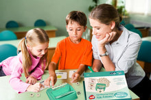 Carica l'immagine nel visualizzatore di Gallery, BOHS Juego de Ortografía en Italiano - Ve y Oculta la Ortografía - 60 Tarjetas Flash - Juguetes Educativos para el Aprendizaje de Idiomas en Preescolar