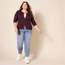 Carica l'immagine nel visualizzatore di Gallery, Amazon Essentials Cardigan Girocollo Leggero (Taglie Forti Disponibili) Donna, Bordeaux, L