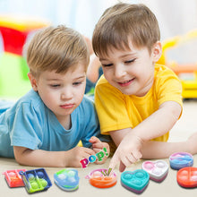 Carica l'immagine nel visualizzatore di Gallery, Yeefunjoy 30PCS Mini Pop Push It Fidget Toy Portachiavi giocattolo manuale