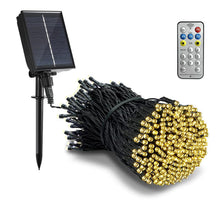 Carica l'immagine nel visualizzatore di Gallery, Tacobey Luci Natale Esterno Solari, 20M 200 LED Catena Luminosa Esterno Solare con Telecomando, Impermeabile, 8 Modi, Decorative Per Giardino, Cortile (Bianco Caldo)
