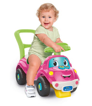 Carica l'immagine nel visualizzatore di Gallery, Clementoni - 17746 - Sofia Pronti Via - Macchinina Cavalcabile 3 in 1, Gioco Educativo Parlante con Luci e Suoni per Bambini 1 Anno, Made in Italy