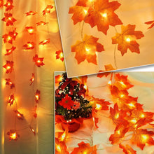 Carica l'immagine nel visualizzatore di Gallery, Ghirlanda di luci autunnali, 6 m, 40 LED, con foglie di acero, per interni, funzionamento a batteria, mix di colori, fog