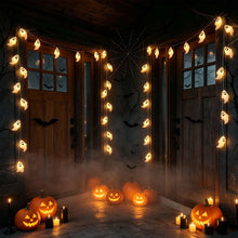 Carica l'immagine nel visualizzatore di Gallery, Wekuw Luci Stringa Halloween 3M 20 LED Luci Stringa con Decorazioni