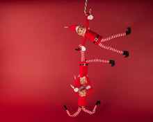 Carica l'immagine nel visualizzatore di Gallery, Toyland® Elves Behavin Badly 12 pollici ragazza elfo peluche con gambe lunghe, corpo morbido e testa in vinile - novità natalizie