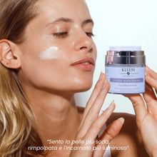 Carica l'immagine nel visualizzatore di Gallery, Crema Viso Antirughe Acido ialuronico con Retinolo e Collagene - Eletta Miglior Crema Antirughe Donna e Uomo per Rughe, Macchie Scure e Linee Sottili - 50ml