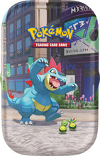 Carica l'immagine nel visualizzatore di Gallery, Pokémon: miniscatola da collezione Luminopoli (Feraligatr e Budew) del GCC Pokémon (2 buste di espansione, 1 carta con l