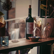 Carica l'immagine nel visualizzatore di Gallery, Briloner - Mini lampada da tavolo senza fili, IP44, touch, lampada da comodino, lampada scrivania, lampada LED, lampada 