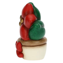 Carica l'immagine nel visualizzatore di Gallery, THUN - Soprammobile Vasetto con Stella di Natale in Ceramica Decorata a Mano, Versione Mini - Idea Regalo Natale 2022 - 4.8x3.2x5.5 cm h