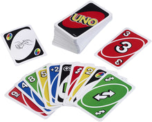 Carica l'immagine nel visualizzatore di Gallery, Mattel Games UNO, l'iconico gioco di carte per tutta la famiglia in confezione di metallo da collezione, 112 carte riciclabili per serate di gioco e feste tra amici, giocattolo, 7+ anni, HGB63