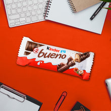 Carica l&#39;immagine nel visualizzatore di Gallery, Kinder Bueno, Snack al Cioccolato e Nocciola, un Wafer Ripieno di Crema alle Nocciole Ricoperto di Cioccolato Kinder, 5 Confezioni