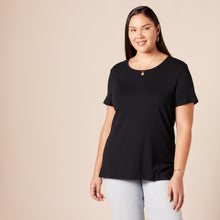 Carica l'immagine nel visualizzatore di Gallery, Amazon Essentials T-shirt a Maniche Corte con Vestibilità Classica (Opzioni Girocollo e Scollo a V) Donna , Pack of 2, Nero, M
