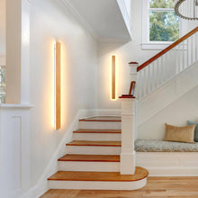 Carica l'immagine nel visualizzatore di Gallery, AOEH Lampada Da Parete Interno LED Applique Da Parete In Legno Lampade Da Muro Lunga In Bambù Luci Da Parete Legno 7w 30