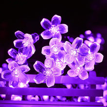 Carica l'immagine nel visualizzatore di Gallery, KINGCOO Catena Luminosa Stringa Luci Fiore Solare Esterna,Impermeabile 21ft 50LED Fiore di Pesca Ciliegio Luci di String