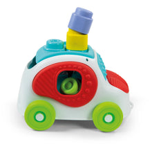 Carica l'immagine nel visualizzatore di Gallery, Clementoni Soft Clemmy - Touch, Move And Play Sensory Car, Bambini 6-36 Mesi, Macchinina Raccoglitore 8 Mattoncini, Gioc