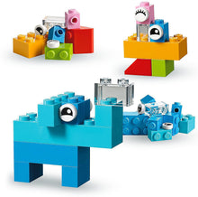 Carica l&#39;immagine nel visualizzatore di Gallery, LEGO Classic Valigetta Creativa, Contenitore Mattoncini Colorati con Macchina Giocattolo, Nave, Casa, Castello e Animali da Costruire, Giochi per l&#39;Apprendimento per Bambini e Bambine da 4 Anni 10713