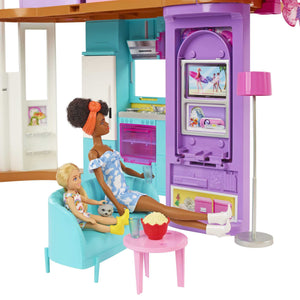 Barbie - Barbie Casa di Malibu (106 cm) playset casa delle Bambole con 2 Piani, 6 stanze, Ascensore Altalena e più di 30 Pezzi, Giocattolo per Bambini 3+ Anni, HCD50