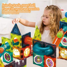 Carica l'immagine nel visualizzatore di Gallery, BINZKBB Deluxe 110 Pezzi Set Costruzioni Magnetiche per Bambini - Gioco Blocchi Magnetico Luminescente - Gioco Educativo STEM e Creativo per ragazzi e ragazze - Età 5 6 7 8 10+ Anni Ottima Idea Regalo