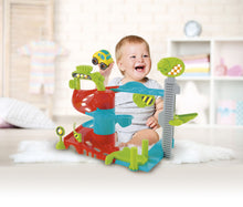 Carica l&#39;immagine nel visualizzatore di Gallery, Baby Clementoni - Fun Garage Baby Track, Box e Pista Macchinine per Bambini 18+ Mesi, con 1 Macchinina, Gioco Prima Infanzia Made in Italy, Linea Play For Future, Stimola Manualità e Curiosità, 17404