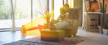Carica l'immagine nel visualizzatore di Gallery, De'Longhi HVY1020 Termoventilatore verticale Young, Silenzioso e leggero, Protezione antigoccia, Maniglia, Dispositivo di sicurezza, Luce, Protezione antigelo, Piccole dimensioni, 2000watt, Bianco
