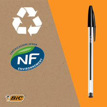 Carica l'immagine nel visualizzatore di Gallery, BIC Cristal Original, Penne Nere a Sfera, Punta Media (1.00 mm), Confezione 50 Penne Economiche, Cancelleria Scuola e Ufficio