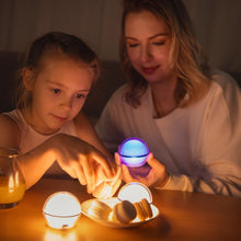 Carica l'immagine nel visualizzatore di Gallery, OLIGHT Sphere C Luce Notturna LED USB‑C con Controllo Tramite App