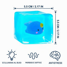 Carica l'immagine nel visualizzatore di Gallery, Cubo Squishy Antistress Narvalo Fluorescente, Giocattolo Sensoriale per Bambini e Adulti, Rilassante per Ansia e ADHD, I