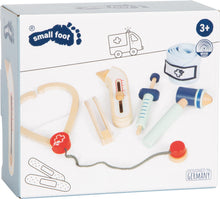 Carica l'immagine nel visualizzatore di Gallery, small foot Set da Gioco del Dottore in Legno, Gioco di Ruolo di Alta qualità, per Bambini a Partire dai 3 Anni, 12548