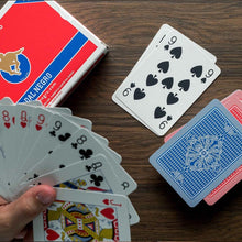 Carica l'immagine nel visualizzatore di Gallery, Dal Negro – Mazzo di Carte San Siro da Ramino Plastificate 110 carte con Jolly, Retro Rosso e Blu, Made in Italy