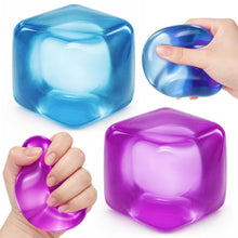 Carica l'immagine nel visualizzatore di Gallery, Set 2 Squishy Ghiaccio Viola e Blu con Fiocco di Neve