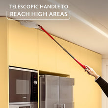Carica l'immagine nel visualizzatore di Gallery, Vileda Flex&amp;Catch kit catturapolvere con manico lungo e 15 ricambi |Cattura fino a 3 volte più polvere rispetto ai piumini tradizionali | Manico estensibile fino a 93cm | Gancio per fissare il piumino