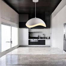 Carica l'immagine nel visualizzatore di Gallery, Lampadario Sospeso E27 Moderno a Forma di Conchiglia, Regolabile, Design Minimalista per Cucina, Soggiorno e Camera da Letto (Bianco)