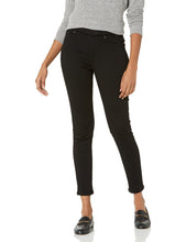 Carica l'immagine nel visualizzatore di Gallery, Amazon Essentials Jegging Elasticizzato Senza Zip a Vita Media - colori fuori produzione Donna, Nero, 44 Lungo