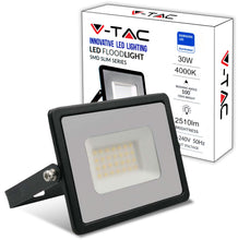 Carica l'immagine nel visualizzatore di Gallery, V-TAC Faro LED da Esterno 30W Nero - [Chip Samsung - Alte Perfomance, Bassi Consumi] - 2510 Lumen - IP65 - Proiettore Fa