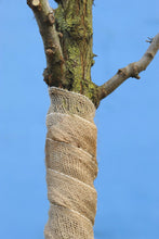 Carica l'immagine nel visualizzatore di Gallery, La Cordeline Tela di iuta naturale, 20 cm, rotolo 18 metri, nastro per artigianato, decorazione, giardinaggio