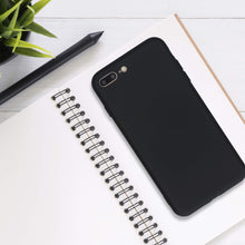Carica l'immagine nel visualizzatore di Gallery, kwmobile Custodia Compatibile con Apple iPhone 7 Plus/iPhone 8 Plus Cover - Back Case per Smartphone in Silicone TPU - P
