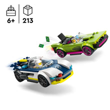 Carica l'immagine nel visualizzatore di Gallery, LEGO City Inseguimento della Macchina da Corsa, Set con 2 Modellini di Auto da Costruire della Polizia, Giocattolo per Bambini e Bambine da 6 Anni in su con Veicolo di Emergenza e 2 Minifigure 60415