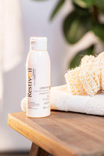 Carica l'immagine nel visualizzatore di Gallery, RestivOil Zero Shampoo Anti Prurito e Irritazione per Capelli Olio Fisiologico Delicato ad Azione Detergente, per Tutti 