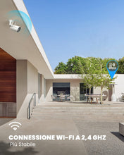 Carica l&#39;immagine nel visualizzatore di Gallery, ieGeek 2K Telecamera Wi-Fi Interno/Esterno Senza Fili a Batteria, Videocamera di Sorveglianza a Faretti con Visione Notturna a Colori, Allarme con Rilevazione PIR, Sirena,Audio a 2 Vie,IP65