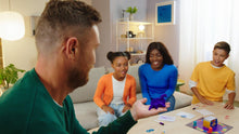 Carica l'immagine nel visualizzatore di Gallery, FUNKO GAMES Cranium Classique - Un Gioco di Società per Adulti dai 12 Anni