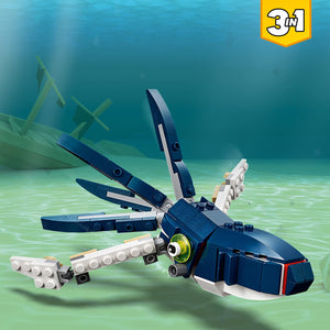 LEGO Creator Creature degli Abissi, Set 3 in 1 con Animali Giocattolo Marini da Costruire come Squalo, Calamaro, Granchio e Rana Pescatrice, Giochi per Bambini e Bambine da 7 Anni, Idee Regalo 31088