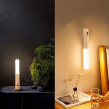 Carica l'immagine nel visualizzatore di Gallery, Luci notturne con sensore di movimento, sensore magnetico per corridoio, applique da parete in legno, luce LED portatile