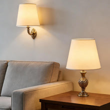 Carica l'immagine nel visualizzatore di Gallery, 2 Pezzi Paralume Clip-On Moderni per Lampada: Paralume in Tessuto per Lampade Tavolo e Sospensione con Attacco E14, Bian