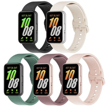 Carica l'immagine nel visualizzatore di Gallery, 5 pezzi cinturino in silicone compatibile con Samsung Galaxy Fit 3, morbido impermeabile orologio sportivo per Samsung G