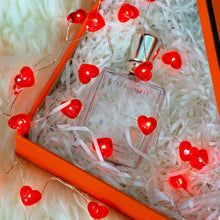 Carica l'immagine nel visualizzatore di Gallery, KATELUO Catena Luminosa a Forma di Cuore, 3 Metri Luci di Stringa di Cuore Lucine LED Decorative a Batteria, LED Stringa