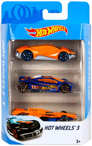 Hot Wheels - Confezione da tre macchinine, veicoli classici ed esclusivi in scala 1:64 da collezionare, linee autentiche e decorazioni mozzafiato, giocattolo per bambini, 3+ anni, K5904