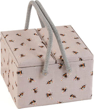 Carica l'immagine nel visualizzatore di Gallery, Hobby Gift Scatola Grande per Cucito con Doppio Coperchio e Manico - Cestino Porta Cucito in Cotone con Scomparti per Strumenti e Accessori Creativi - 25 x 25 x 17 cm, Api