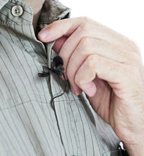 Carica l'immagine nel visualizzatore di Gallery, AGPTEK Z02- Mini Lavaier Microfono Clip a Condensatore Omnidirezionale 3.5mm con 2 Adattatore Esterno Microfono per Smar