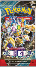 Carica l'immagine nel visualizzatore di Gallery, GCC Pokémon: confezione di buste dell’espansione Scarlatto e Violetto - Corona Astrale (sei buste di espansione)